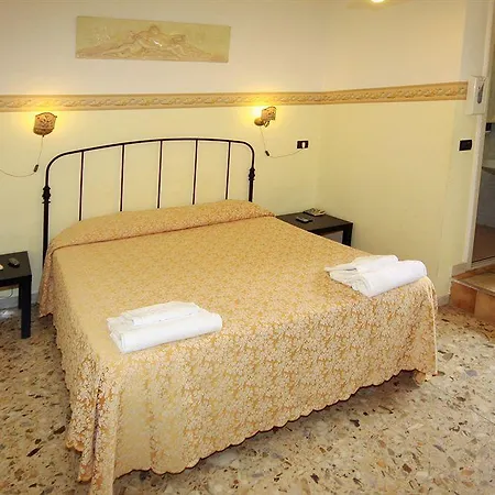 Hotel Lucia